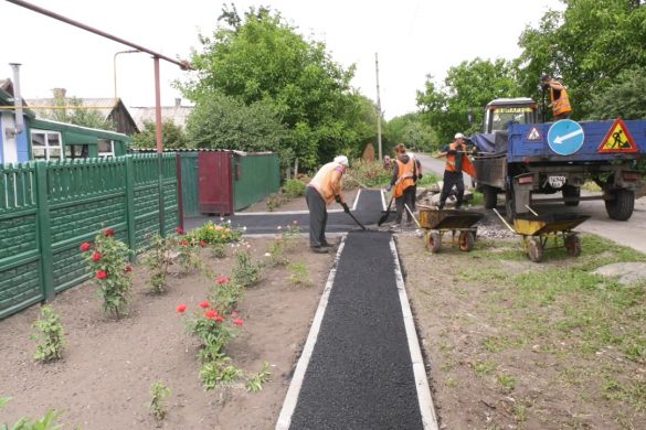 Ветерану Другої світової війни за підтримки міської влади облаштовано подвір’я