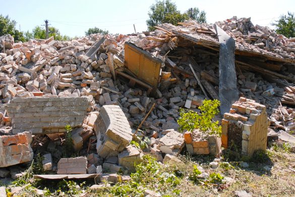 Будівлю колишньої поліклініки ліквідували у місті Родинському