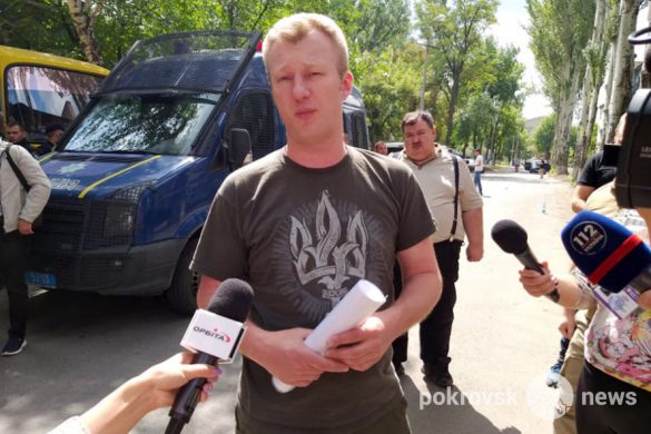 В Покровск прибыли представители ЦИК забрать избирательную документацию
