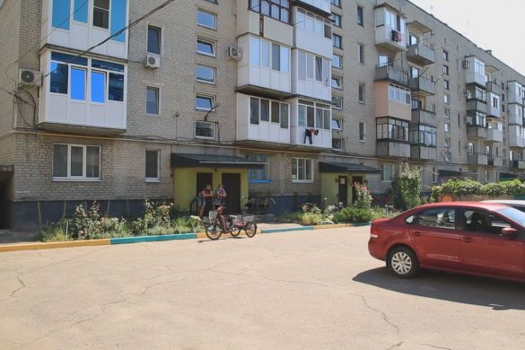 Вікна, крівлі та благоустрій - підготовка ОСББ до зими триває у Родинському