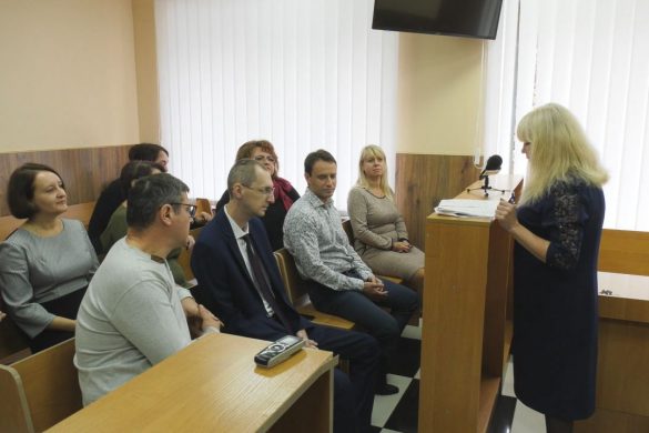 Вибори між слуханнями - у Покровську обрали голову суду