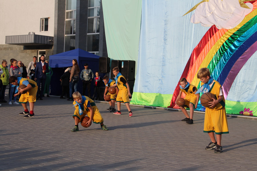 dk_otkr_tvorch_sez_88