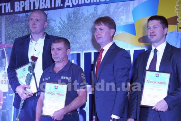 Мужніх рятувальників з нагоди професійного свята привітав очільник Мирнограда