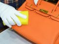 Сумки зі шкіри чистимо в домашніх умовах