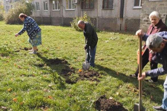 Активні заходи з благоустрою міста тривають у Покровську