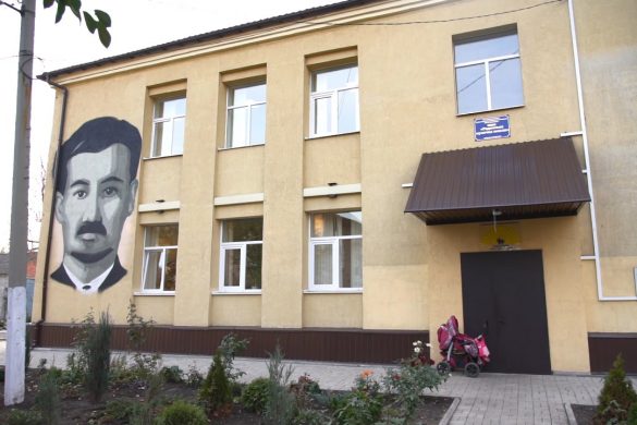 У першокласники – урочисто! Родинська музична школа приймала новачків
