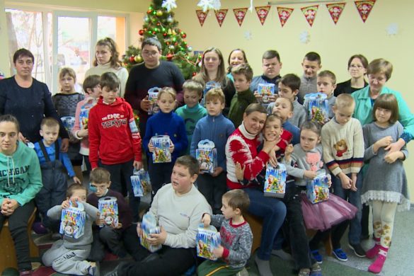 З вірою у чудеса: новорічна казка від народного депутата порадувала дітвору Покровська та Мирнограда