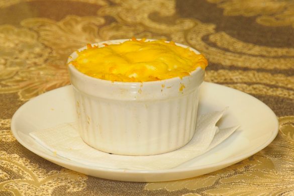 Новий рецепт смачної страви: жульєн із морепродуктів