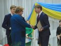 Урочисто привітали у Мирнограді працівників місцевого самоврядування, військових та волонтерів