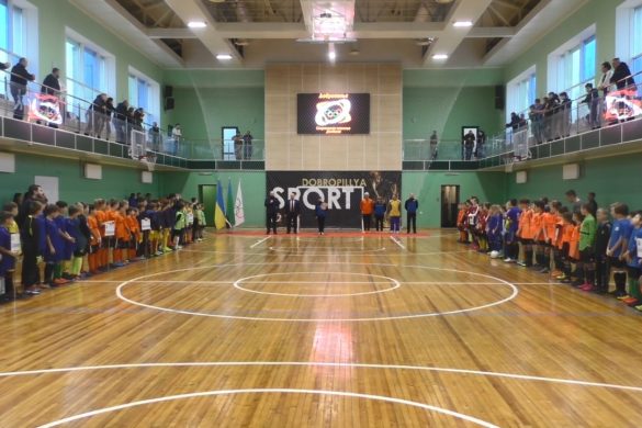 Обласний різдвяний турнір з футзалу відбувся в Добропіллі