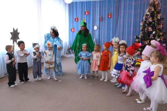 Вихованці дитсадка «Голубок» в оновленій музичній залі проводять новорічно-різдвяні заходи
