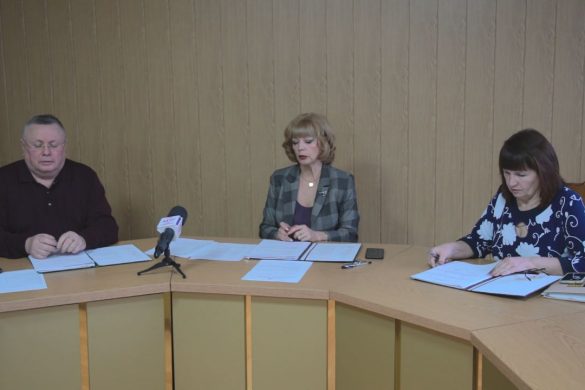 Колегія та апаратна в Покровській райдержадміністрації: питання нагальні та кадрові зміни
