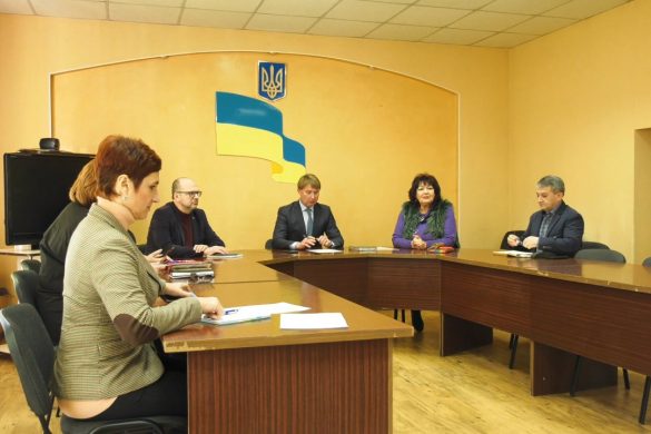 Апаратна нарада в Мирнограді: вшанування воїнів-інтернаціоналістів, святкування Дня закоханих та нові інвестпроекти