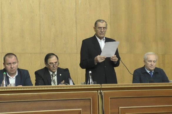 Подальшу долю вугільних підприємств обговорили у Добропіллі представники місцевих копалень, влади та громадськості