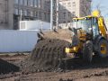 Покровські комунальники приводять до ладу дорогу в ЗОШ №35