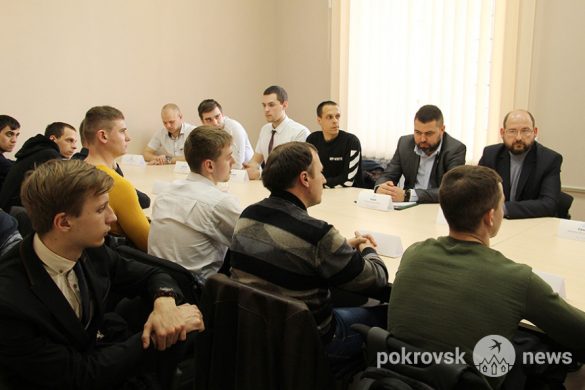 Дуальная система в ДонНТУ: каковы успехи студентов ШУ «ПОКРОВСКОЕ» в первом семестре?