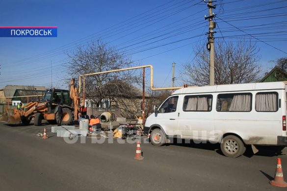 Ремонт вулиці Шмідта - дорожники продовжують укладання бордюр