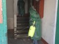 У Добропіллі почали дезінфікувати під’їзди багатоповерхівок