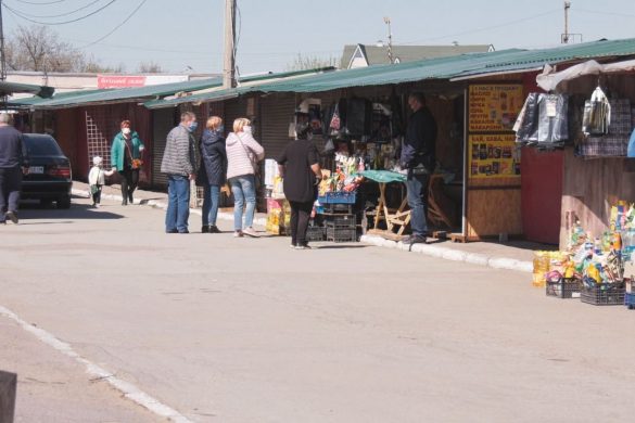 Ринки Покровська відновили роботу, але з певною низкою обмежень
