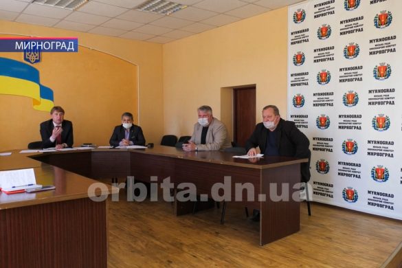 Міська влада Мирнограда дозволила відкрити продуктові ринки