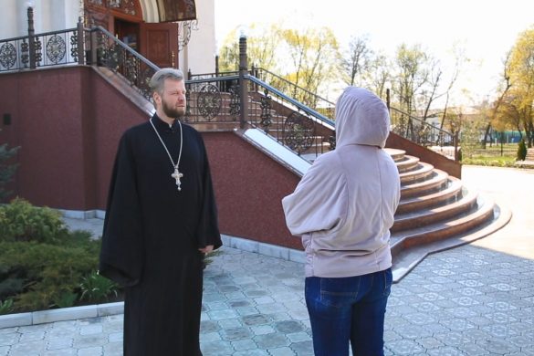 Чи відбудуться богослужіння та освячення верби цього року?