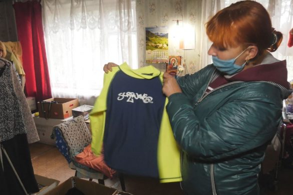 Червоний Хрест поповнив банк одягу в Покровську на понад чотири тисячі одиниць