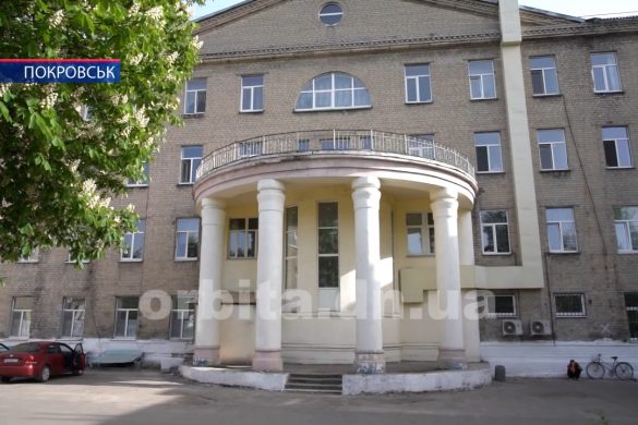 Україна проти коронавірусу - у Покровську попередньо виявили COVID-19