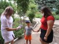 Корисний подарунок від ПРООН - безконтактні термометри для освітніх закладів Мирнограда