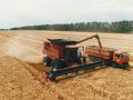 Жнива у розпалі - в Покровському районі вже є перші комбайнери-передовики