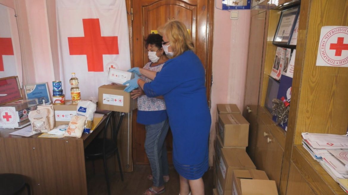 Червоний Хрест в черговий раз надає допомогу незахищеним верствам населення