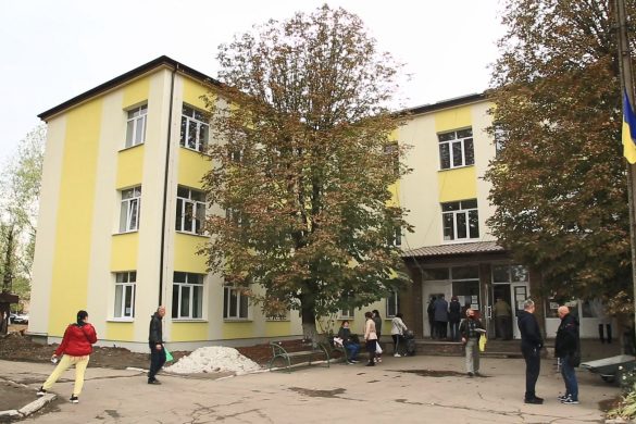 Поліклініка ЦМЛ у Мирнограді проходить термомодернізацію
