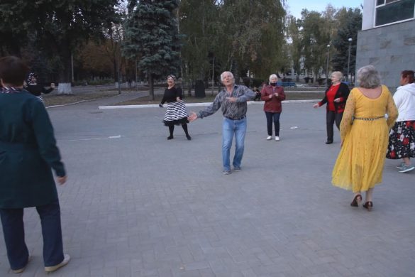 Черговий вечір для «Золотого віку» від БФ «Надія» присвятили кіно