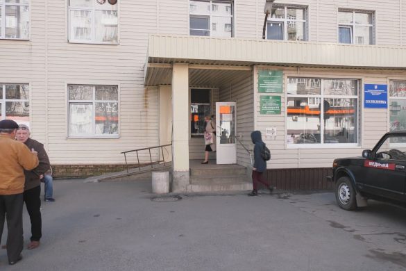 Інфекція не відступає, але черги під амбулаторією зменшились