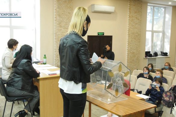 ТВК визначилася з порядком партій у бюлетенях