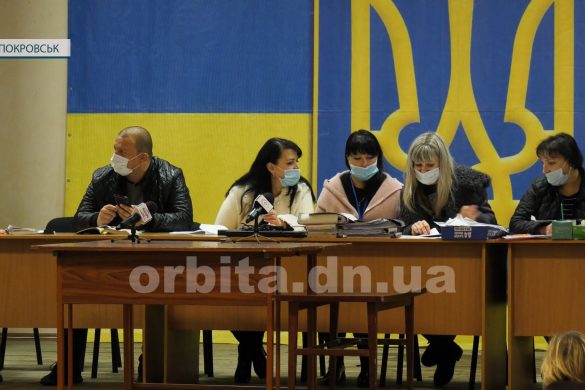 Покровська ТВК продовжує встановлювати результати виборів