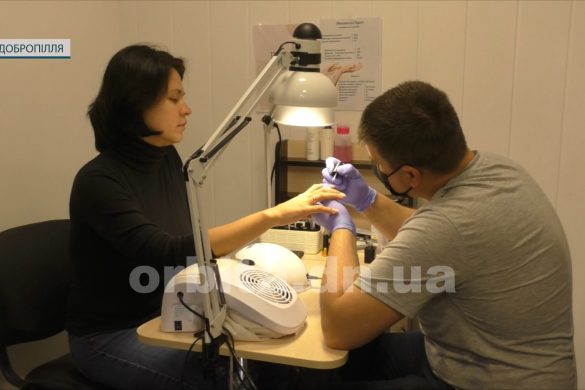 Із шахти - в індустрію краси. Добропільчанин Олександр Сапегін ламає стереотипи