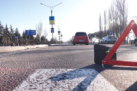 Поспішали на роботу. По вулиці Захисників України сталась ДТП