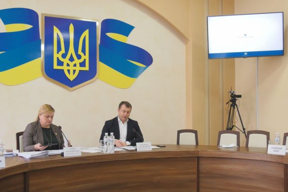 8 нових почесних жителів та бюджет: у Покровську попрацювали депутати