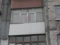 Викинулась з балкону. У Добропіллі жінка звела рахунки з життям