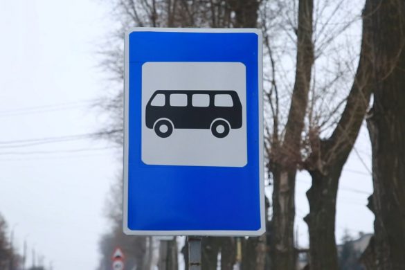 Сучасні та зручні. У Покровську замислились над облаштуванням зупинок громадського транспорту