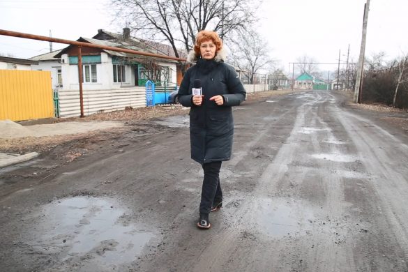 Мешканці Покровська чекають на відсипку доріг приватного сектору