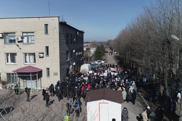Мешканці шахтарських міст зібралися разом, щоб висловити обурення відключенням котелень від газу