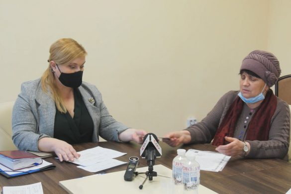 Проблеми комунального характеру та допомога важким хворим. Секретарка міської ради провела особистий прийом громадян