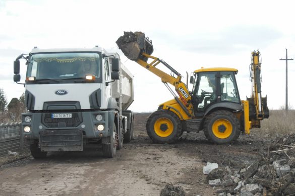 Весняне прибирання. У Покровській громаді стартували суботники