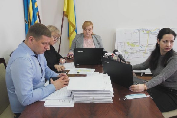 Майже 60 питань за 2,5 години. На черговій сесії покровські депутати призначили нового заступника міського голови