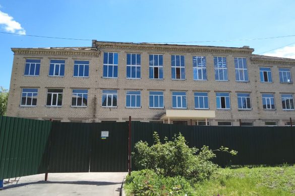 Реконструкція школи №6: півтора місяці простою, і що далі?