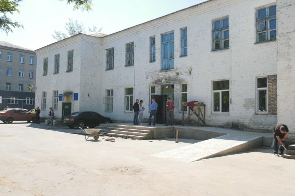 23 додаткових ліжко-місця. У Покровську до кінця місяця відкриють нове відділення для хворих на COVID-19