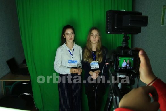 Зазирнемо за лаштунки дитячої телестудії
