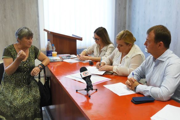 Виїзна нарада керівників Покровської громади в Піщаному: атаки хижаків, автосполучення та медобслуговування