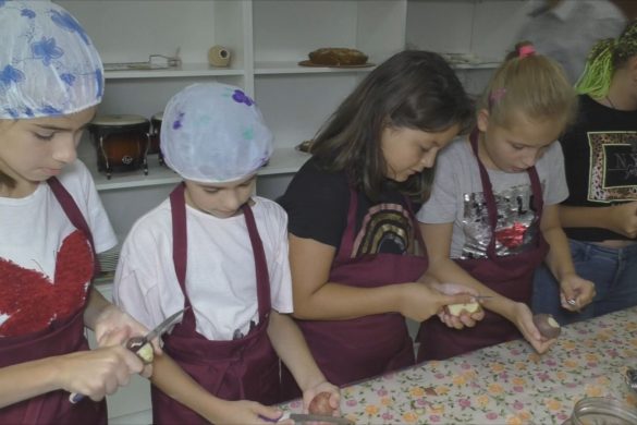 З любов’ю до бабусь: у Добропіллі провели кулінарний майстер-клас